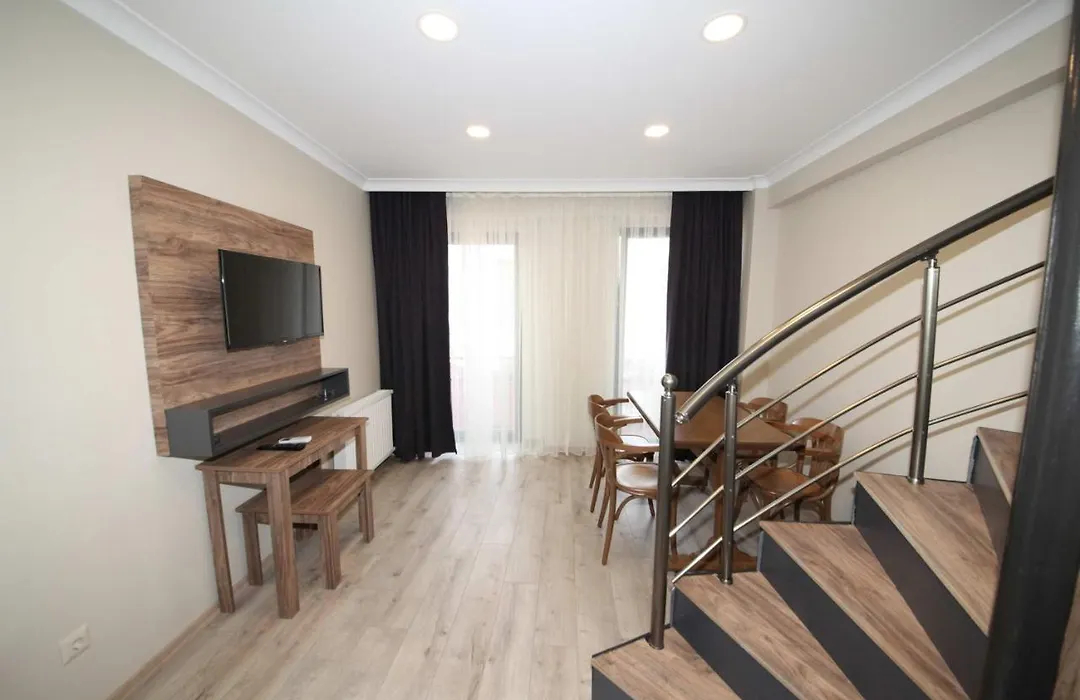 Corner Suite-1